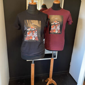 Black shirt Bordeaux red/rood Circus Tent